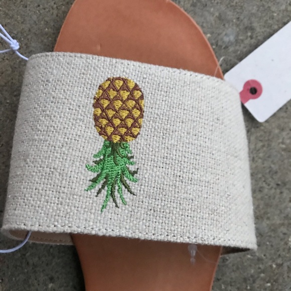 Pineapple sandals NEW size 10🌴 - Picture 3 of 6